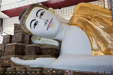 simsearch:700-03685862,k - Reclining Buddha, Mahazedi Pagoda, Bago, Myanmar Stock Photo - Rights-Managed, Code: 700-03685814