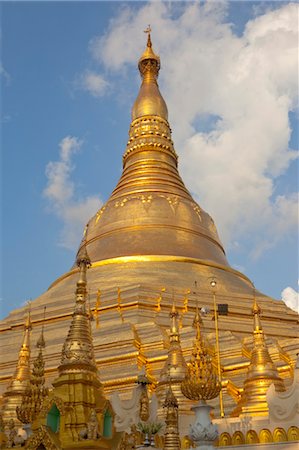 frank rossbach - Shwedagon Pagoda, Rangoon, Myanmar Stock Photo - Rights-Managed, Code: 700-03685906
