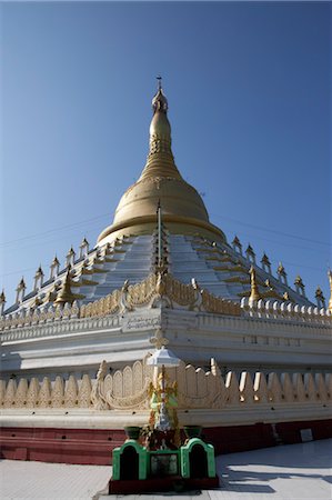 simsearch:700-03685862,k - Mahazedi Pagoda, Bago, Bago Division, Myanmar Stock Photo - Rights-Managed, Code: 700-03685930