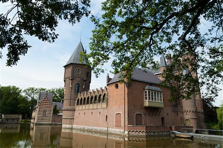 simsearch:700-03698221,k - Heeswijk Castle, 's-Hertogenbosch, North Brabant, Netherlands Stock Photo - Rights-Managed, Code: 700-03720129