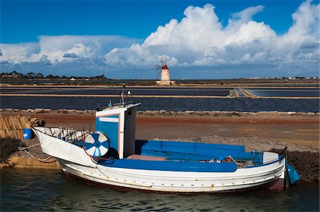 salinas - Boat and Sea Salt Beds, Mozia, Sicily, Italy Stock Photo - Rights-Managed, Code: 700-03738070