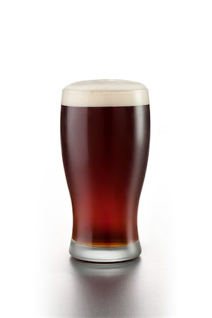 foam - Amber Beer in Beer Glass Stock Photo - Rights-Managed, Code: 700-03808840