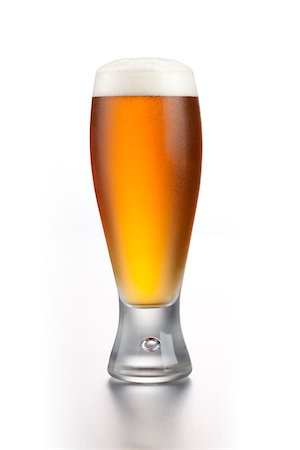 food or drink - Pale Ale bière en verre Photographie de stock - Rights-Managed, Code: 700-03808841