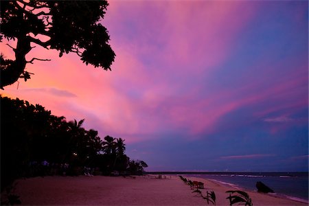 simsearch:700-03814221,k - Sunset at Oholei Beach Resort, Lavengatonga, Tongatapu, Kingdom of Tonga Foto de stock - Con derechos protegidos, Código: 700-03814174