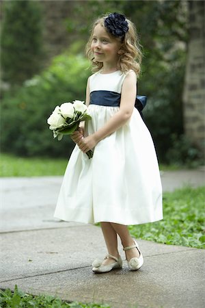flower girl - Flower Girl Holding Bouquet Stock Photo - Rights-Managed, Code: 700-03836279