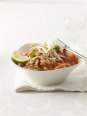 simsearch:600-06892689,k - Still Life of Pad Thai Stock Photo - Rights-Managed, Code: 700-03865334