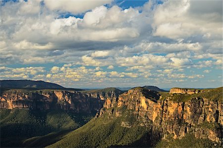 simsearch:700-03799549,k - View of Grose Valley, Blue Mountains, Blue Mountains National Park, New South Wales, Australia Stock Photo - Rights-Managed, Code: 700-03907069