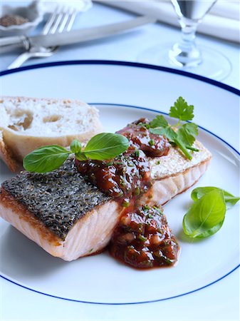 Marco Pierre White recipe salmon fillet with tomato sauce and herbs Stock Photo - Rights-Managed, Code: 824-07585952