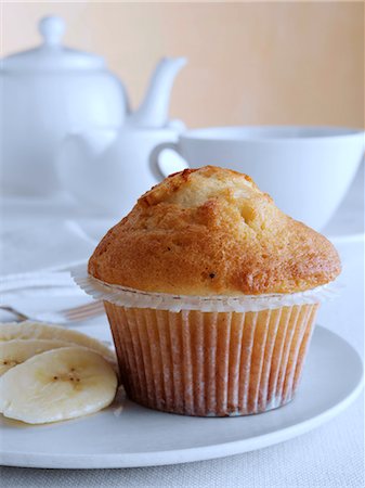 Breakfast banana muffin with fruit and tea set Stock Photo - Rights-Managed, Code: 824-07585983