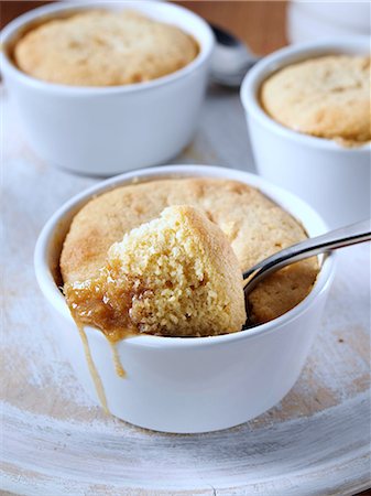 simsearch:824-07586191,k - Brown sugar cake Stock Photo - Rights-Managed, Code: 824-07586263
