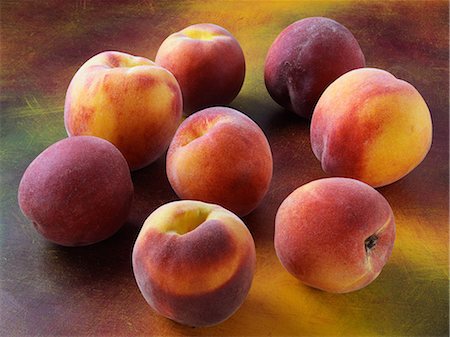 simsearch:824-07586124,k - Fresh ripe peaches Stock Photo - Rights-Managed, Code: 824-07586366