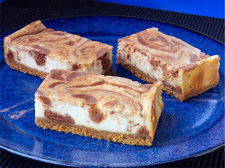 Peanut butter chocolate cheesecake slice Stock Photo - Rights-Managed, Code: 824-07586406