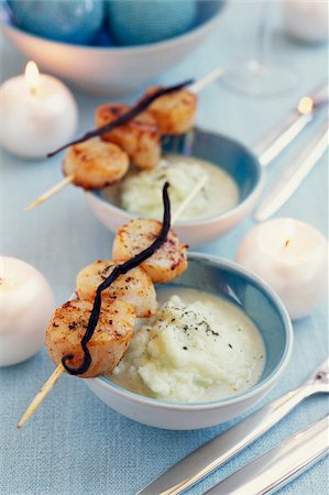sechium edule - Scallop brochettes with Chayote puree Stock Photo - Rights-Managed, Code: 825-05815366