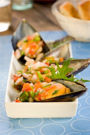 simsearch:825-07649320,k - Mussels cooked in white wine Stock Photo - Rights-Managed, Code: 825-05815881