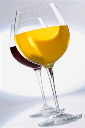 simsearch:825-03628865,k - Glass of white and red wine Stock Photo - Rights-Managed, Code: 825-05811126