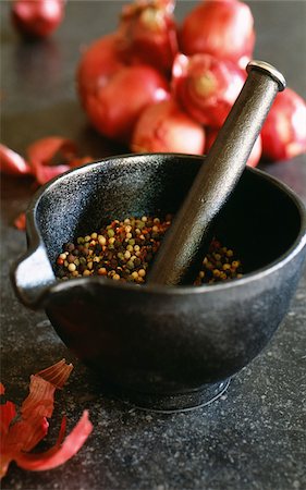 Crushing peppercorns Stock Photo - Rights-Managed, Code: 825-05811705