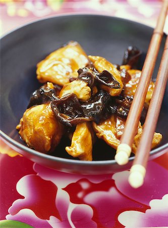 simsearch:825-05990354,k - Chicken sauté with black mushrooms and soya sauce Stock Photo - Rights-Managed, Code: 825-05812798