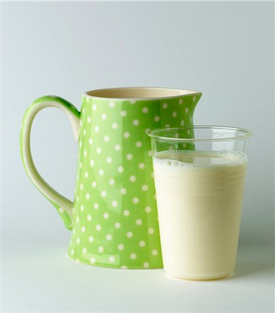 simsearch:825-03628865,k - Jug and glass of milk Stock Photo - Rights-Managed, Code: 825-05813290
