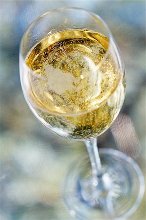 food or drink - Coupe de Champagne Photographie de stock - Rights-Managed, Code: 825-05835822