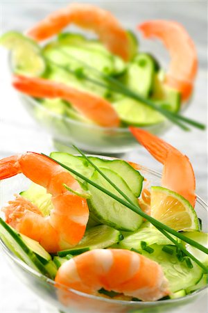 Salade de concombre et crevettes au citron vert Photographie de stock - Rights-Managed, Code: 825-05835961