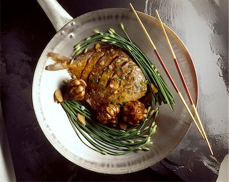 simsearch:825-05990354,k - fried sea bream with chinese scallions and slivers of fresh ginger Stock Photo - Rights-Managed, Code: 825-05984987