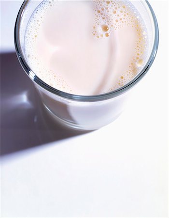 simsearch:825-03628865,k - glass of milk Stock Photo - Rights-Managed, Code: 825-05985407