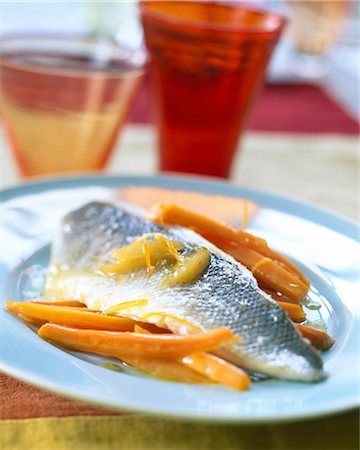 simsearch:825-03627010,k - bass fillet and carrots with citrus fruit Stock Photo - Rights-Managed, Code: 825-05986145