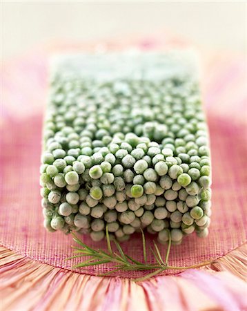 block of frozen peas Stock Photo - Rights-Managed, Code: 825-05987474