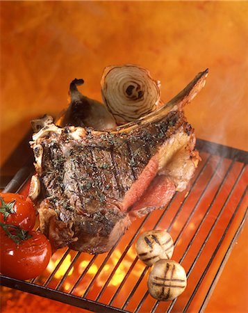 simsearch:825-05985428,k - Rib of beef on rack Stock Photo - Rights-Managed, Code: 825-05988109