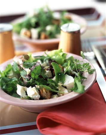 simsearch:825-05814612,k - mesclun and feta salad Stock Photo - Rights-Managed, Code: 825-05988632