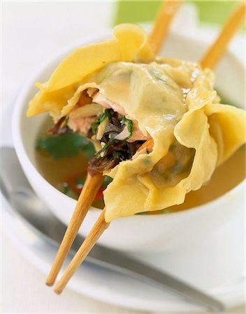 simsearch:825-05990354,k - wonton soup Stock Photo - Rights-Managed, Code: 825-05989521