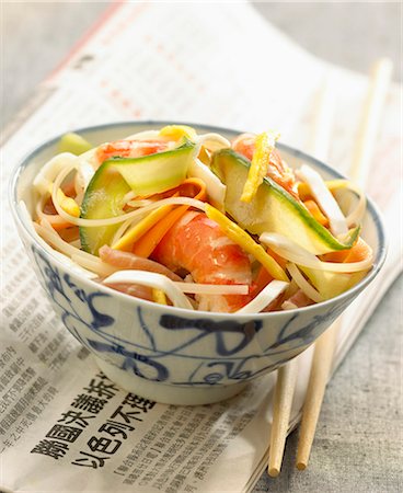 simsearch:825-05990354,k - shanghai salad Stock Photo - Rights-Managed, Code: 825-05990356