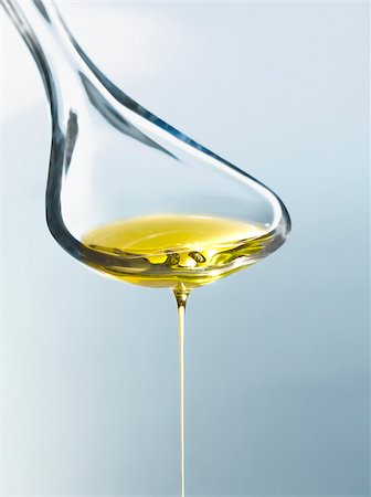 spoonful - Spoonful of oil Stock Photo - Rights-Managed, Code: 825-06047836