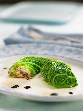 simsearch:825-03627010,k - Cabbage leaves stuffed with squid,leeks and onions Stock Photo - Rights-Managed, Code: 825-06048412