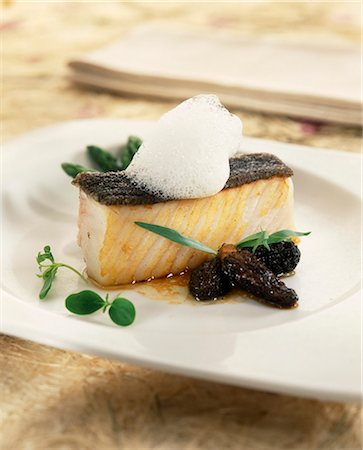 simsearch:825-07522119,k - Grilled salt-cod with morels Stock Photo - Rights-Managed, Code: 825-06049516