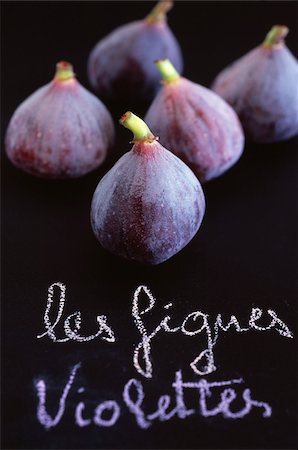 purple subject - Purple figs Stock Photo - Rights-Managed, Code: 825-06315047