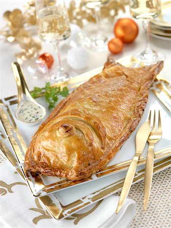 parsley - Whole salmon in pastry crust Stock Photo - Rights-Managed, Code: 825-06315601