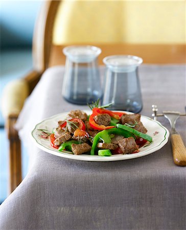 simsearch:652-05807406,k - Beef with green and red peppers Stock Photo - Rights-Managed, Code: 825-06315611