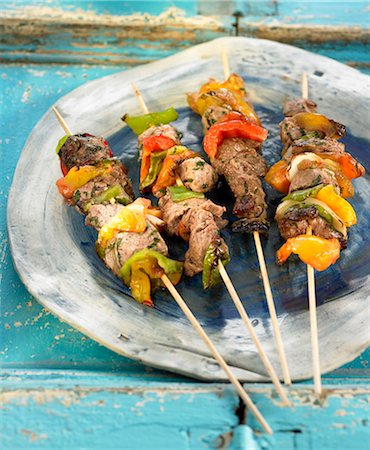 simsearch:825-06316883,k - Veal and three different colored pepper brochettes Stock Photo - Rights-Managed, Code: 825-06315750
