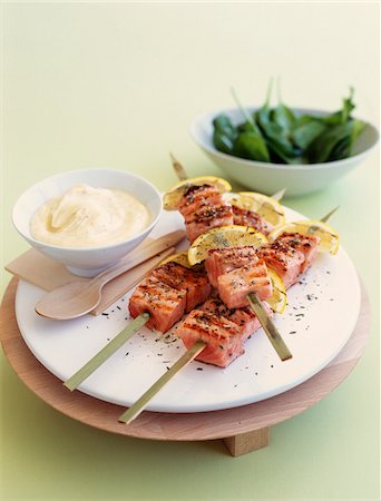 simsearch:825-07522119,k - Salmon brochettes with lemon and herbs,spinach salmon Stock Photo - Rights-Managed, Code: 825-06315812