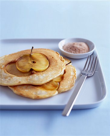simsearch:825-06315282,k - Apple pancakes Stock Photo - Rights-Managed, Code: 825-06315863