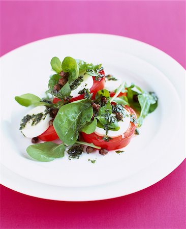 simsearch:700-01099893,k - Tomato and mozzarella salad Stock Photo - Rights-Managed, Code: 825-06315886