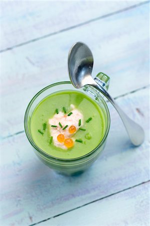 simsearch:825-07522119,k - Cream of pea soup with salmon Stock Photo - Rights-Managed, Code: 825-06316588