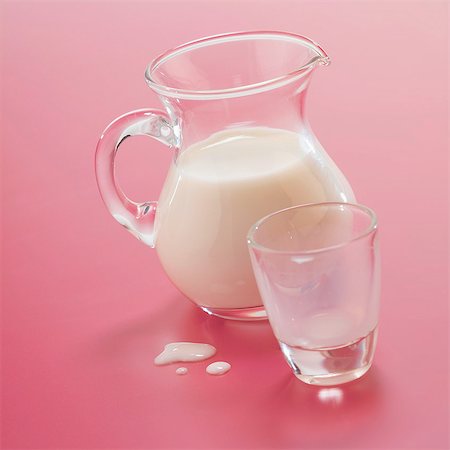 simsearch:825-03628865,k - Jug of milk Stock Photo - Rights-Managed, Code: 825-06815161