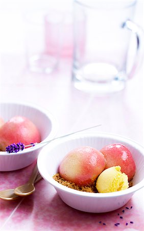 simsearch:825-06315282,k - Express poached peaches with crushed Speculos and ice cream Stock Photo - Rights-Managed, Code: 825-06816428