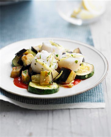 simsearch:825-07649320,k - Marinated scallops with grilled vegetables Stock Photo - Rights-Managed, Code: 825-06817077