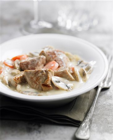simsearch:652-05807406,k - Low-fat veal Blanquette Stock Photo - Rights-Managed, Code: 825-06817135