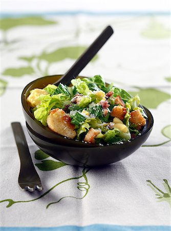 simsearch:825-07522085,k - Caesar salad Stock Photo - Rights-Managed, Code: 825-06817522