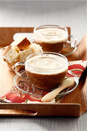 simsearch:825-07522085,k - Café Affogato Stock Photo - Rights-Managed, Code: 825-06817554