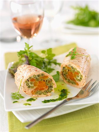 Salmon nems Stock Photo - Rights-Managed, Code: 825-07076658